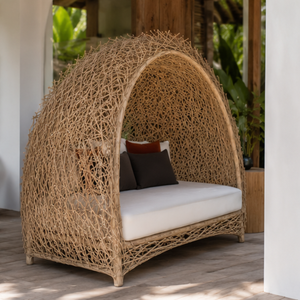 ARTERRA Chaise longue d'extérieur moderne haut de gamme avec auvent et coussins en branches de teck pour piscine, patio, complexe hôtelier, cour, hôtel, villa - Product Image 2
