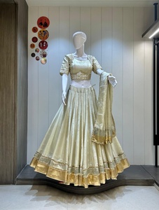 Nuevo Conjunto Premium de Chaniya Choli de Seda con Bordado Gotta Patti y Dupatta para Navratri, Bodas y Fiestas - Product Image 1