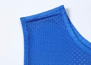 Camiseta Deportiva de Malla Premium – Secado Rápido y Ligera - Product Image 5