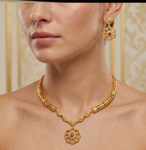 Conjunto de Collar y Pendientes Hexagonales de Cobre Divyoro con Acabado Chapado en Oro, Longitud Ajustable, Joyería de Boda para Mujer - Product Image 3