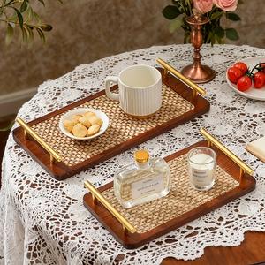 Plateau de rangement et de service élégant avec poignées dorées, surface antidérapante, parfait pour le café, les collations, la table de chevet et la décoration intérieure - Product Image 2