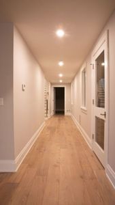 Suelo de Madera de Ingeniería de Color Claro, Resistente al Agua, con Sistema de Click, para Renovación de Interiores Residenciales - Product Image 4
