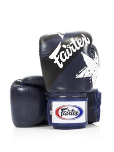 Gants de boxe Muay Thai Fairtex tendance bleu marine imprimés, en cuir de vachette véritable, respirants, avec sangles réglables - Product Image 5