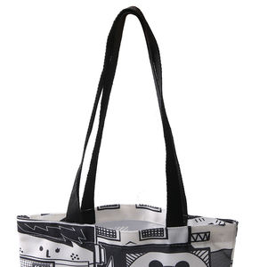 Bolsas de Mano de Lona Sublimadas con Color Personalizado, Diseño de Logotipo Personalizado Impreso, Correa de Hombro Reutilizable, Bolsa de Compras Promocional - Product Image 5