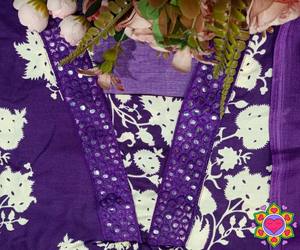 NUEVA COLECCIÓN: Conjunto de Rayón con Bordado de Espejo y Tejido, Top, Pantalón y Dupatta, Ropa Festiva Étnica, Precio al por Mayor, Color Morado - Product Image 3