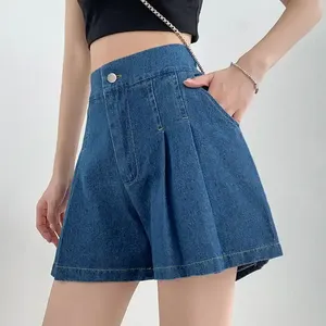 Short en jean bleu clair taille haute avec design plissé, coupe ample, style décontracté d'été - Product Image 6