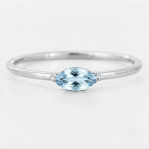 Anillo de Plata de Ley 925 con Topacio Azul y Baño de Rodio, Modelo 952 de Rhaya Jewels, Clásico y de Lujo para Mujer, Venta al Por Mayor - Product Image 1
