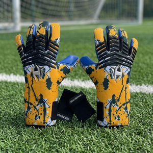 Gants de gardien de but professionnels personnalisables, paume avant en latex allemand 4 mm, dos en impression par sublimation et injection de caoutchouc - Product Image 3