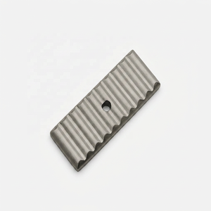 Pomo de latón de diseño moderno con placa trasera rectangular, herraje duradero para muebles, acabado pulido en oro brillante, para tiradores de gabinetes - Product Image 2