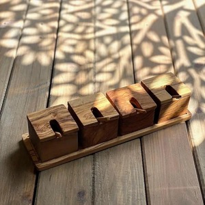 Ensemble de salières à épices en bois avec couvercle et cuillère, fabriqué à la main pour la cuisine, en bois naturel durable - Product Image 6