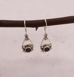 Wholesale 925 <b>Sterling</b> <b>Silver</b> Natural Red Garnet Dangle Earrings Vintage Handcrafted Twisted <b>Wire</b> Open Teardrop Wedding Party - Product Image 5