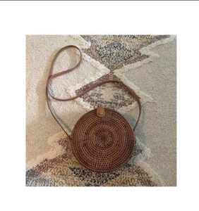 Pochette tendance en résine faite à la main |   Sac à main élégant pour soirée, pour femmes et filles - Product Image 5