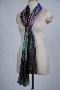 Pañuelo de seda con estampado abstracto multicolor para mujer, ligero, suave, largo, elegante, para uso diario. - Product Image 5