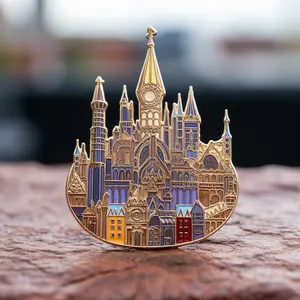 Trendy belo luxo terno design personalizado cartoon metal esmalte Princesa castelo lapela pin
