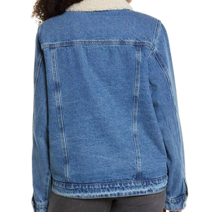 Veste en jean pour femme avec logo personnalisé, col en fausse fourrure, manches longues, fermeture à boutons, coupe classique, style automne, écologique - Product Image 4