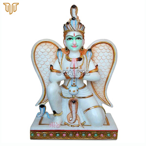 Estatua de Garuda sentado en mármol |   Murti de Garuda Dev con alas y detalles de serpiente |   Ídolo de mármol pintado a mano – MALIYAS - Product Image 2