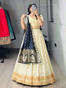 Ensemble élégant de lehenga Paithani en tissage Zari pour femmes, pour mariage et occasions spéciales - Product Image 4