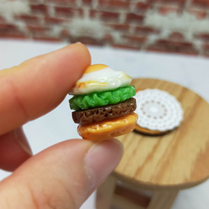 <b>Mini</b> Resin Hamburger Ornament Hand Painted Food Figurine DIY Dollhouse <b>Desk</b> Decoration for Age 14+ - Product Image 4