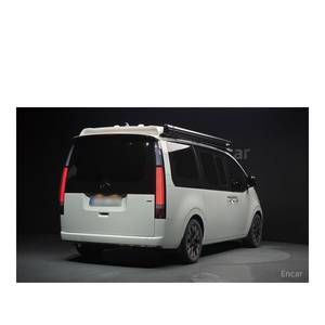 Hyundai Staria 4WD Campervan, Diciembre 2023, 14,409 km, Diésel, Caja de Cambios Automática, Asientos de Cuero, Cámara Trasera - Product Image 2