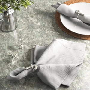 Elegantes Anillos para Servilletas de Metal Plateado con Forma de Bastón de Caramelo, Decoración Navideña para Mesa, Porta Servilletas Festivo con Acabado Plateado - Product Image 6