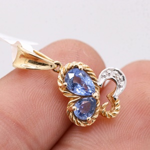 Colgante de Mariposa de Oro Amarillo Sólido de 14K con Zafiro Azul Natural y Diamantes, Joyería Fina, Memoria Jewels, Venta al Por Mayor - Product Image 2