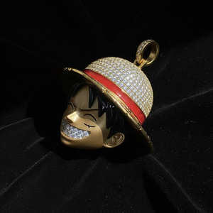 Colgante de moda chapado en oro y plata con diseño de rostro de anime, dije de moissanita para sombrero, joyería llamativa, accesorio de regalo unisex - Product Image 5