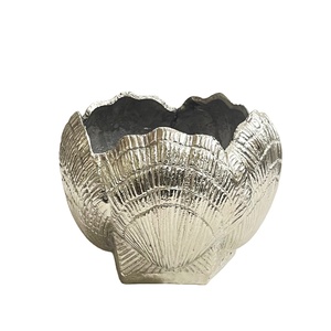 Seau à glace en métal de style nouveau en aluminium fait à la main conception d'infiltration refroidisseur de vin bac à boisson pour bars fête refroidisseur de bouteille de Champagne - Product Image 2