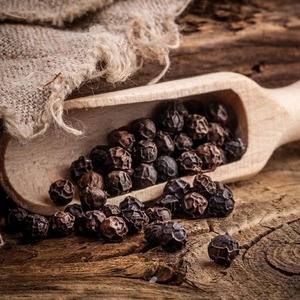 Pimienta Negra Entera Cuidadosamente Limpia con un Atractivo Sabor Distintivo para Suministro de Ingredientes - Product Image 4