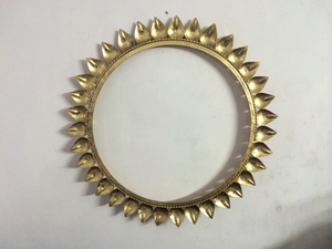 Luxury Modern Indian Craft <b>Metal</b> Handicraft Wall Decorative Mirror <b>Frame</b> for Home and Hotel Bathroom Decor - Product Image 4