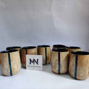 Tasse à thé en bois massif gravée et personnalisée, design moderne, compatible lave-vaisselle et micro-ondes, idéale pour les fêtes, les voyages et les cadeaux d'affaires - Product Image 1