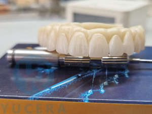 Bloc de zircone multicouche 4D Pro demi-arche à haute résistance et translucidité, matériau <span class=keywords><strong>dentaire</strong></span> certifié CE ISO, Classe II - Product Image 6