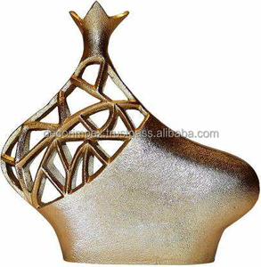 Florero decorativo chapado en oro de aleación fundida, maceta nórdica de estilo de lujo moderno para jarrón de Decoración de mesa de lujo para el hogar - Product Image 2