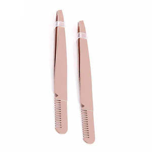 Pinzas de Cejas Kaamir Instruments KI-CT-97 de Alta Calidad, Color Oro Rosa, Acero Inoxidable, Hechas a Mano, de Lujo y Precisión - Product Image 2