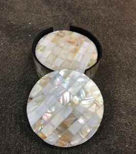 Sous-verres en nacre de style nouveau, fabrication en gros, vente chaude, sous-verres en résine MOP à prix abordable - Product Image 1