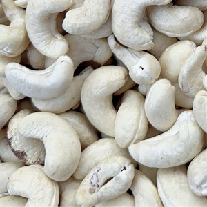 Hot Sale Best Rate Raw Cashew <b>Nuts</b> WW180, WW240, WW320, LP, WS Cashew <b>Nuts</b> Vietnam Cashew <b>Nut</b> Private Label Packaging Available - Product Image 1