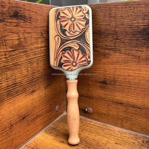 Nouveau à la mode grand massage carré cuir chevelu usiné à la main brosse à cheveux en bois coussin en cuir véritable peigne de Massage pagaie brosse à cheveux - Product Image 4