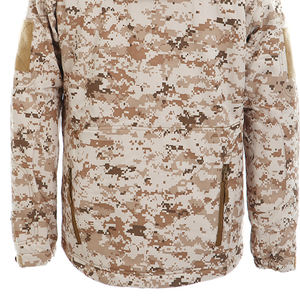 Chaqueta Táctica Softshell Impermeable, Transpirable y Resistente al Fuego para Hombre en Camuflaje Digital Desértico - Product Image 5