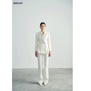 Pantalones de Mujer de Alta Calidad, Lujosos, EUPHEMIA, LARGOS, con Bolsillos, Tejido Elástico, Ecológicos, de Rayón, Color Blanco - Product Image 1