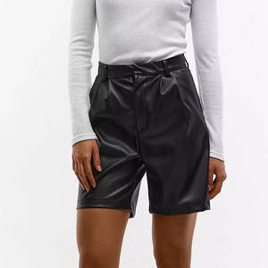 Shorts de Cuero Vacuno Genuino con Patrón Sólido para Mujer, Venta al Por Mayor con Cinturones, Shorts de Cuero para Mujer - Product Image 1