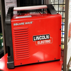 Máquina de Soldadura Lincoln Premium con Tecnología de Soldadura Avanzada para Trabajos Pesados de Fabricación y Reparación de Acero en Taller - Product Image 1