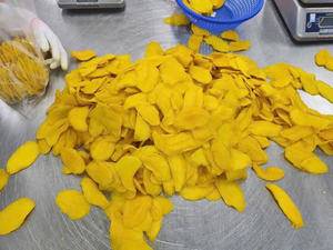 Rodajas de Mango Deshidratado, Aproximadamente 12-18 Rodajas Gruesas por Bolsa, Mango Seco Suave y Masticable, Sabor Naturalmente Dulce y Ácido - Product Image 5