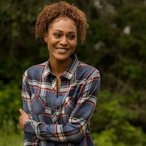 เสื้อเชิ้ตผ้าแฟลนเนลแขนยาวสำหรับผู้หญิง ทรงปกติ สวมใส่สบาย ผ้าฝ้าย 100% สไตล์ลำลอง ธุรกิจ แฟชั่นใหม่ เสื้อเชิ้ตแฟลนเนลติดกระดุมสำหรับผู้หญิงแบบสั่งทำ - Product Image 4