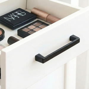 Manijas Rectangulares Minimalistas Contemporáneas de Aleación de Zinc, Ecológicas y Duraderas para Dormitorio, Comedor, Baño y Sala de Estar - Product Image 6