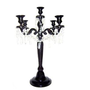 Candélabre en métal avec gouttes de cristal suspendues bougeoir pour la décoration de vaisselle d'hôtel fini enduit de poudre ivoire - Product Image 3