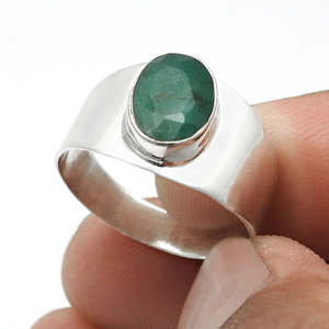 Bohemian Fashion Style <b>Emerald</b> Gemstone <b>Ring</b> 925 <b>Silver</b> Oval Cut Stone Women <b>Ring</b> For Engagement & Party Wholesale Bulk Price - Product Image 2
