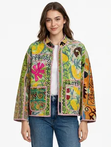 Chaqueta Vintage Kantha de Algodón y Spandex con Cuello Mandarín, Bordada y Acolchada, para Invierno, con Mangas Largas - Product Image 1