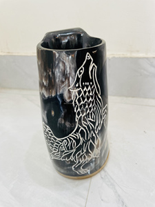 Taza de cuerno de búfalo pulido con logotipo vikingo original, tallada a mano, muy demandada, auténtica, hecha por artesanos indios. - Product Image 5