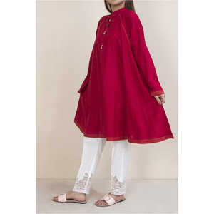 เสื้อยืดสตรีประดับด้วยผ้าแจ็คการ์ด PE1078 - Product Image 3