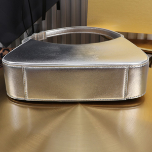 Bolsos de mano y carteras al por mayor de A+Factory para mujer, bolsos de charol para mujer, bolsos cruzados de hombro para mujer, bolsos de gimnasio para mujer - Product Image 2