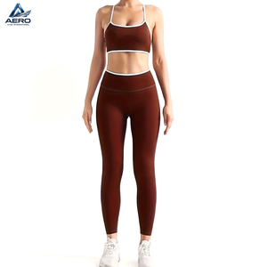 Conjunto Deportivo para Mujer, Top Deportivo Marrón y Leggings de Cintura Alta, Ropa Deportiva sin Costuras para Gimnasio y Entrenamiento, Venta al Por Mayor - Product Image 1
